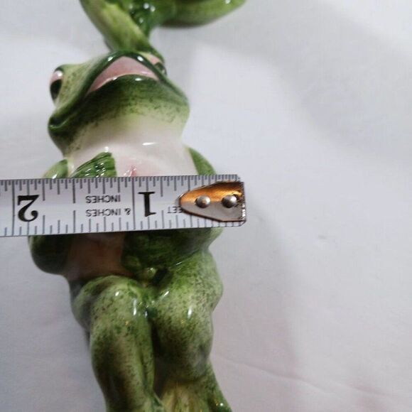Vintage Green Frog in Love Salt And Pepper Shakers - Picture 8 of 12